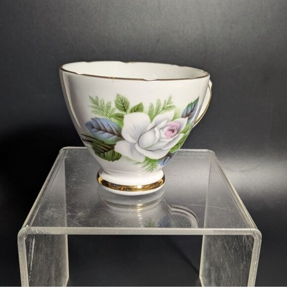 Royal Sutherland Bone China Tea Cup Floral England Gold Trim Vintage Rose - Picture 5 of 10
